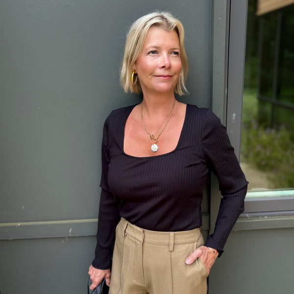 Leah Square Neck Shirt