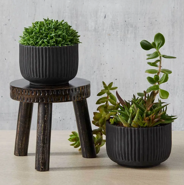 Kalo Ribbed Terracotta Planter